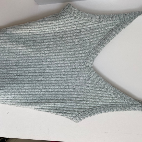 Tank top - Picture 1 of 2